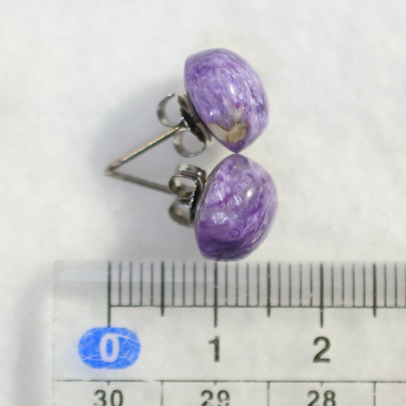 （1 件）Charoite 耳釘（10 毫米，鈦柱） 第5張的照片