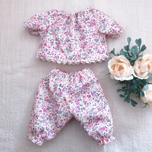 26cmドール用 可愛いピンク花柄パジャマ ソランちゃん レミンちゃん