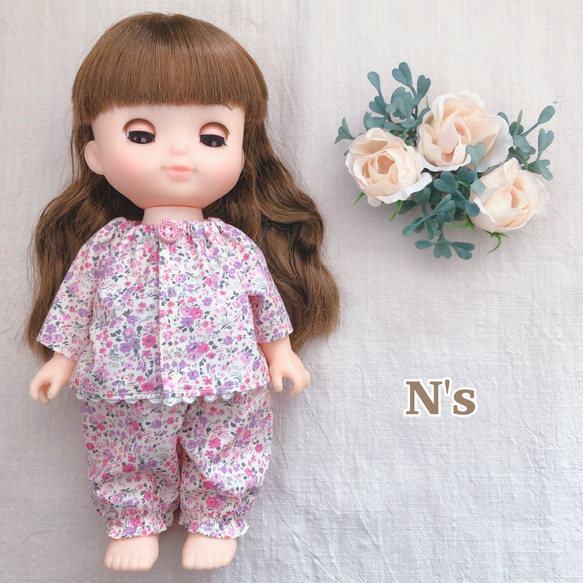 26cmドール用 可愛いピンク花柄パジャマ ソランちゃん レミンちゃん
