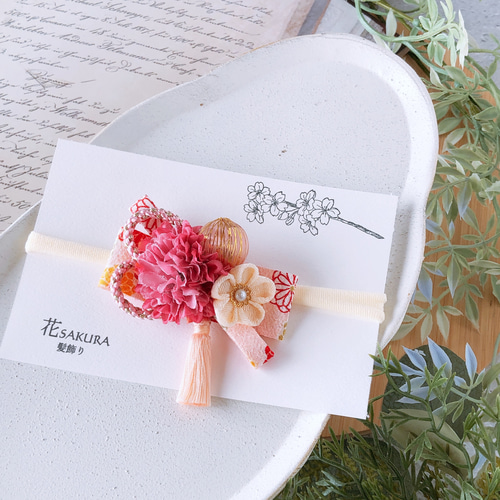 Newベビーヘアクリップ　ハンドメイド　ベビーヘアバンド　お花 送料無料🎀ホワイトブラウンのお花ヘアバンド (ベビー/キッズ