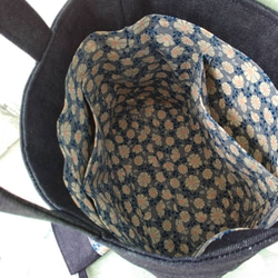 手縫いフランス刺繍のリメイクデニムバッグ 6枚目の画像