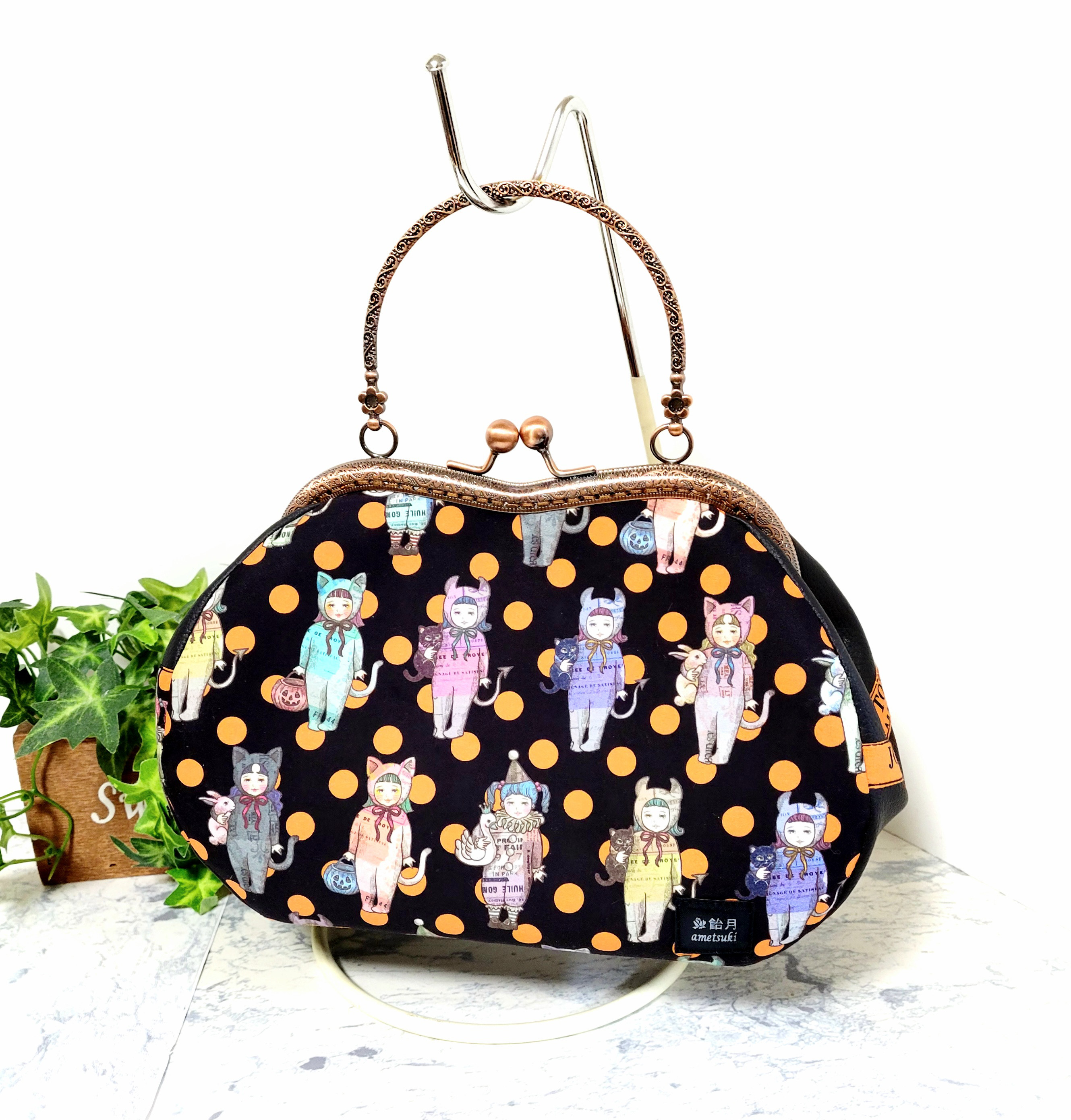 専用☆口金バッグ☆ジョリーフルール プチフラワー口金の ぷっくりがま口バッグ(ジョリーフルールver