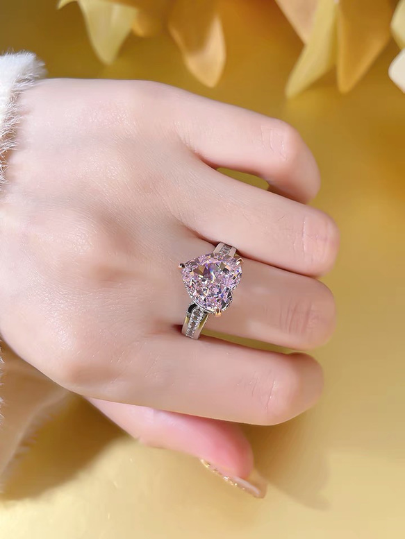 ハート ピンク 8カラット 高炭素ダイヤモンド キラキラ ゴージャス ラグジュアリー リング 普段使い 指輪 シンプル 5枚目の画像
