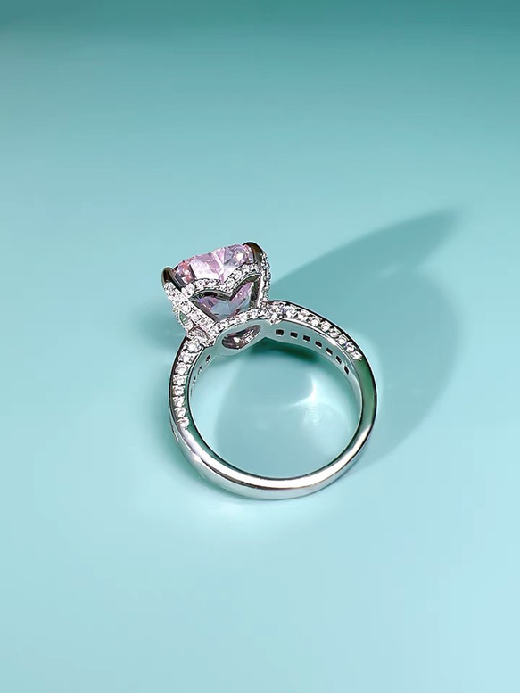 ハート ピンク 8カラット 高炭素ダイヤモンド キラキラ ゴージャス ラグジュアリー リング 普段使い 指輪 シンプル 3枚目の画像