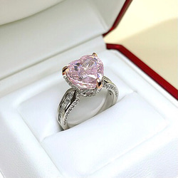 ハート ピンク 8カラット 高炭素ダイヤモンド キラキラ ゴージャス ラグジュアリー リング 普段使い 指輪 シンプル 6枚目の画像