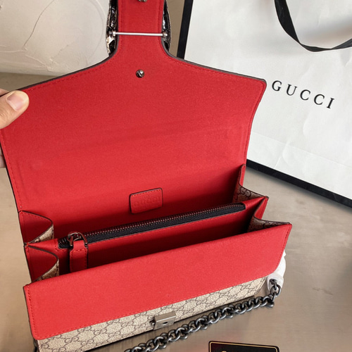 Gucci家3点セット‼️高品質実物撮影‼️ 大きいバッグ：28×18中包