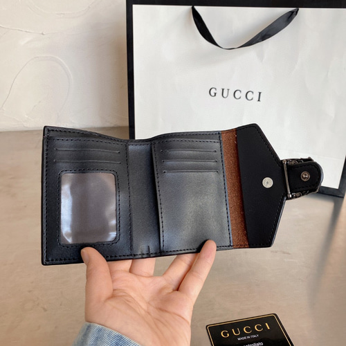期間限定 数量限定 Gucci家3点セット‼️高品質実物撮影‼️ 大きいバッグ：28×18中包 トップス