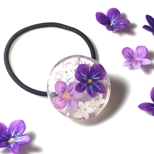 すみれと小花のヘアゴム ヘアゴム soeur fleur 通販 15429549｜Creema