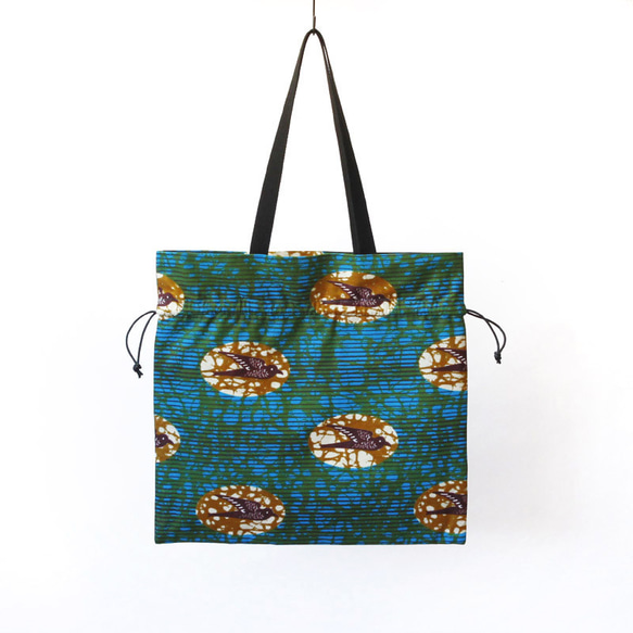 ツバメ柄の巾着バッグ（アフリカンプリント）トートバッグ 鳥 燕 3枚目の画像