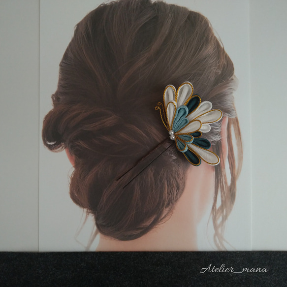 和装　つまみ細工　蝶の髪飾り 4枚目の画像