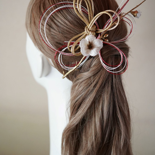 紅白水引 髪飾り（白梅)＊＊】 ー成人式髪飾り / 結婚式髪飾り/卒業式