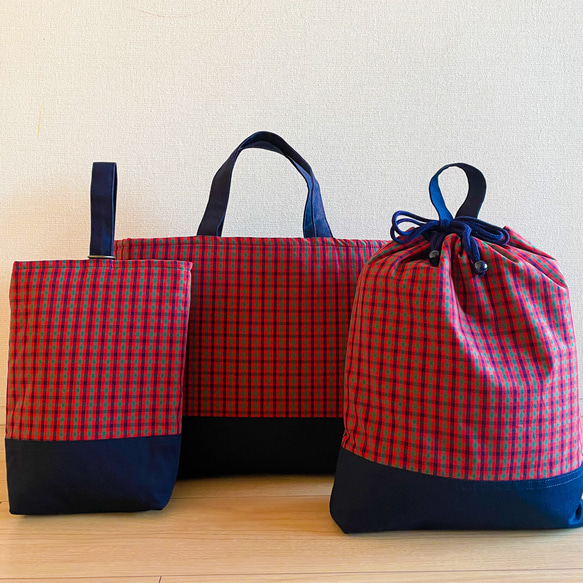 ♥familiar ファミリアチェック レッスンバッグ レッド/赤 横型バッグ♥ familiar ファミリア 赤チェック レッスンバッグ トートバッグ