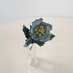 布花神秘的なブルーポピーのコサージュ 6枚目の画像