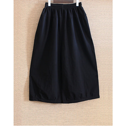 【複刻版】1/9 再次上架 * 圓潤輪廓 * 百搭單品 * 成人自然純色 * 燈籠褲 * 黑色 第13張的照片