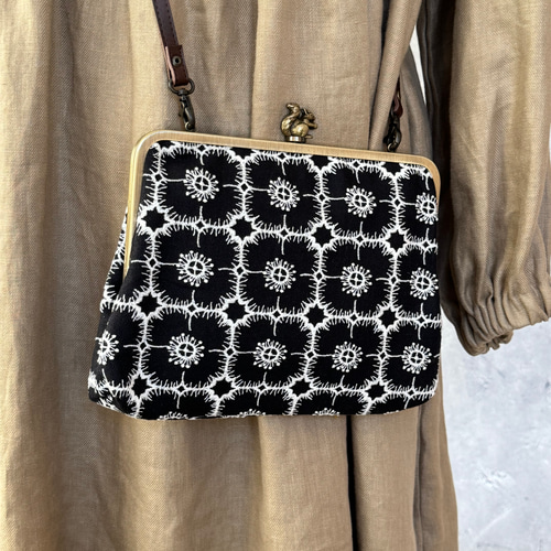 妊婦健診の持ち物をひとまとめ｜がま口母子手帳ケース ミナペルホネン