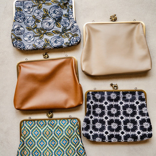 妊婦健診の持ち物をひとまとめ｜がま口母子手帳ケース ミナペルホネン