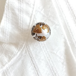 蒔絵パールピンブローチ / バラ / maki-e pearl pin brooch / Rosas 5枚目の画像