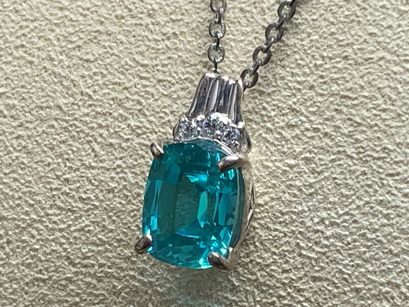 ◆ パライバトルマリン＜再結晶＞ペンダント　4.95ct　蛍光色　魅力的なブルー＆グリーン　S-003 1枚目の画像