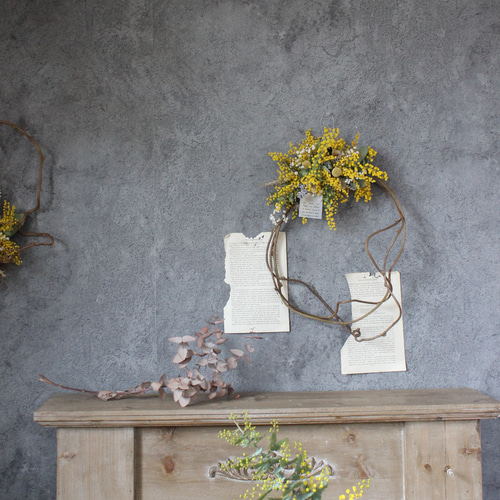 春爛漫　瀬戸内ミモザとアネモネを紡いだ春を呼ぶ　ハーフ　リース　ドライフラワー 春爛漫 瀬戸内ミモザとアネモネを紡いだ春を呼ぶ ハーフ リース ドライ