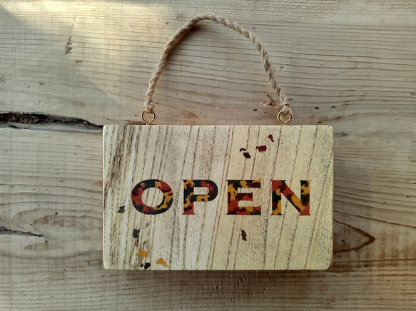 『ランラン香油』看板 木製アンティーク ランラン香油』看板 木製アンティーク