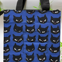 黒猫ランチバッグ 保冷保温 両面色違い 2枚目の画像