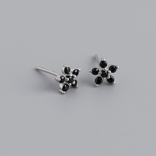 早割価格☆SILVER925☆お花CZダイヤモンドピアスSV925純銀製