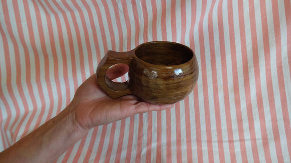 古木のチークで作った一木彫りコーヒーカップ. 12枚目の画像