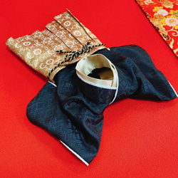 犬の袴✨犬用本格着物&袴セット 金襴 わんこ着物 黒×金 犬服 ペット服