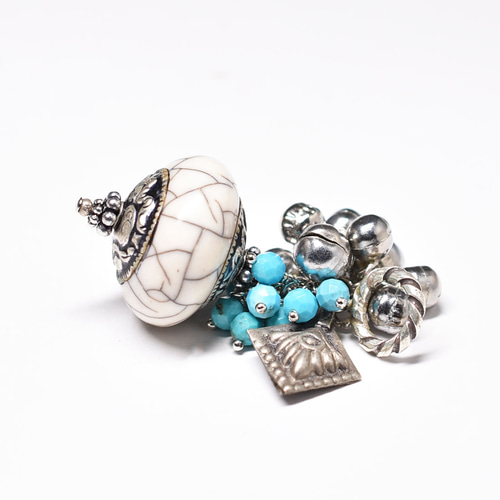 アンティーク 花形ペンダント ガーネット アフガニスタン国より