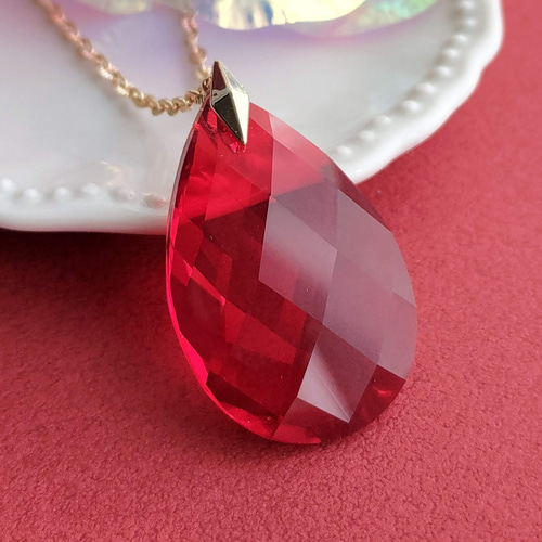 ロビンスティール　淡水パール&レッドカラードロップクラシックネックレス ロビンスティール淡水パール&レッドカラードロップクラシックネックレス