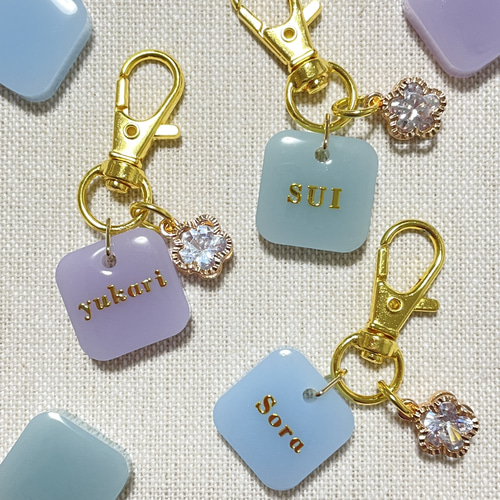 【すきま】ニュアンスカラー　レジン　イニシャルキーホルダー a16ff5bff9b74dcd3f75b5a8bd7d8c