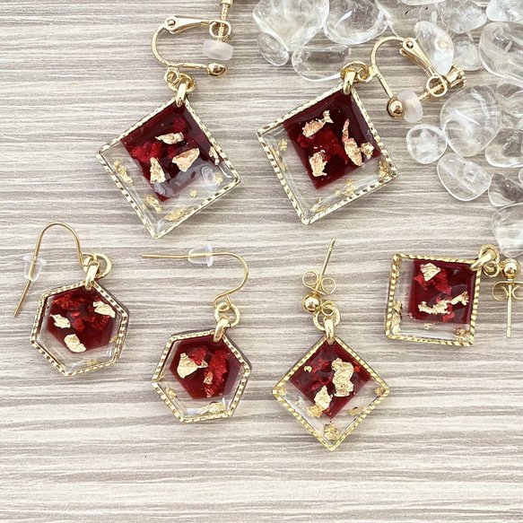 秋色ゴールドのスクエアピアス／イヤリング ピアス（フック