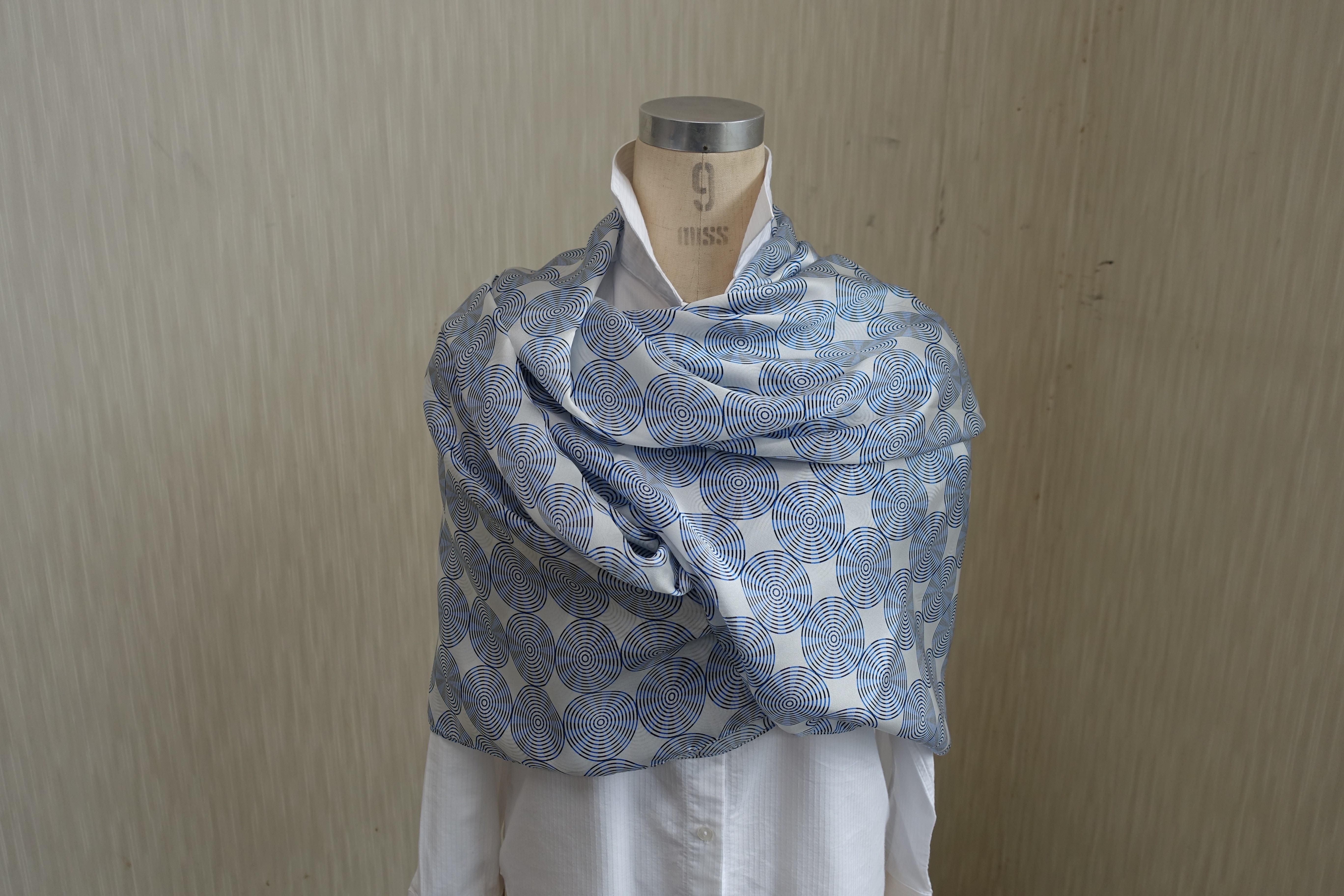 シルクストール（ブルーレイディスク）M