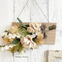 「ミモザとアネモネブーケ　壁掛けアレンジ」お祝いギフト、フラワーインテリア 3枚目の画像