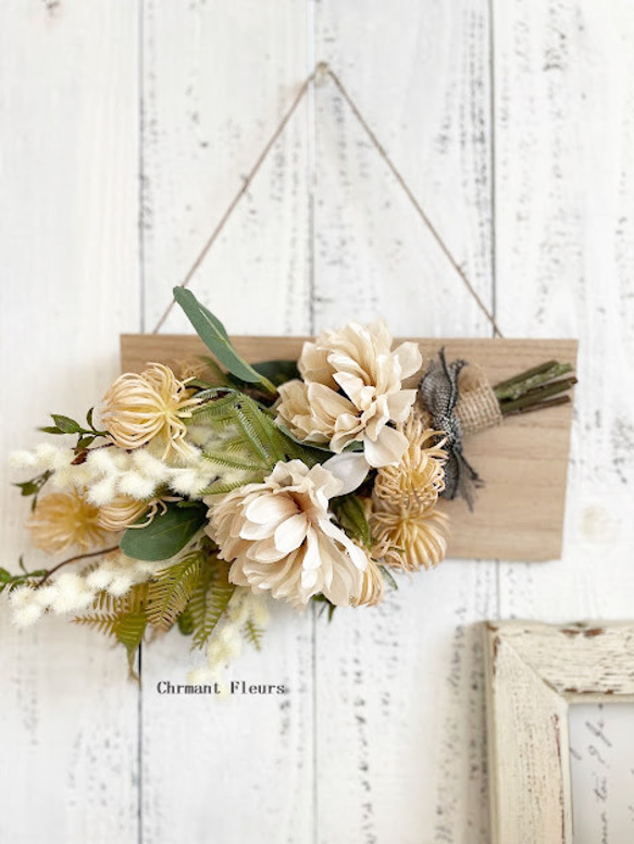 「ミモザとアネモネブーケ　壁掛けアレンジ」お祝いギフト、フラワーインテリア 3枚目の画像