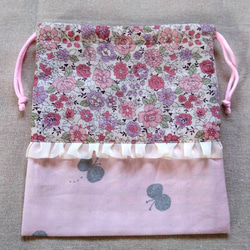 YUWA　ピンク花柄　お弁当袋、コップ袋、ランチマットの3点セット　お揃い　〜入園　入学準備〜 5枚目の画像