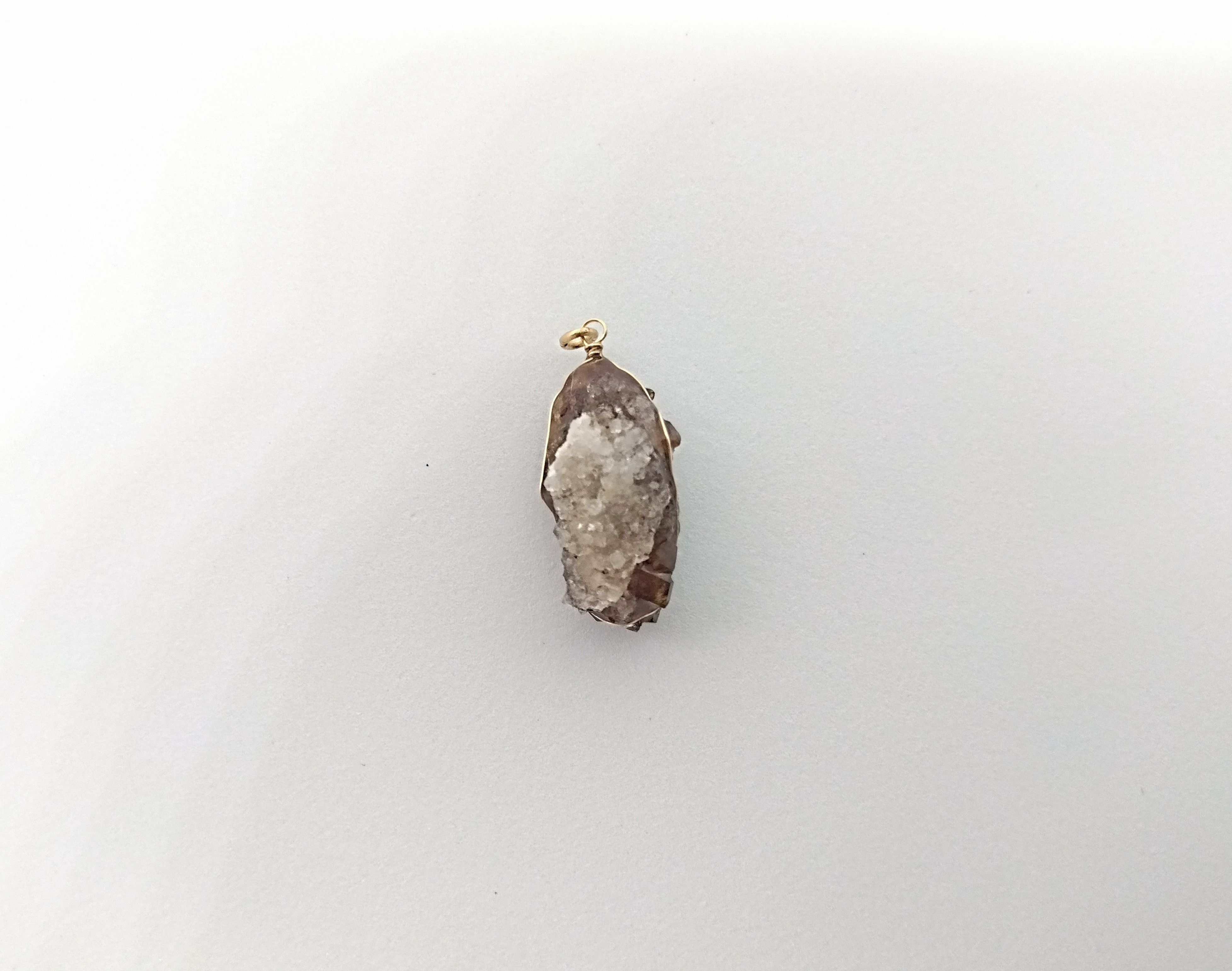 レインボーガーネット<奈良県天川村産> ペンダントトップ