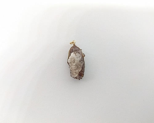 レインボーガーネット 奈良県天川村産 ペンダントトップ １ 再販＊【送料無料】レインボーガーネット<奈良県天川村産> ペンダント