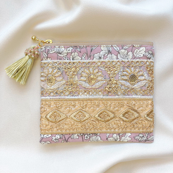 ✧ ふわり桜の妖精シリーズ ✧ インド刺繍 刺繍ポーチ ポーチ 小物入れ 3枚目の画像