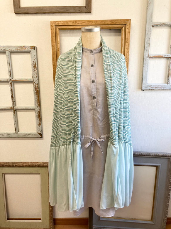 Sale price ★ Spring shoulder &amp; stole ❤️ 條紋圖案荷葉邊披肩（薄荷綠） 第4張的照片