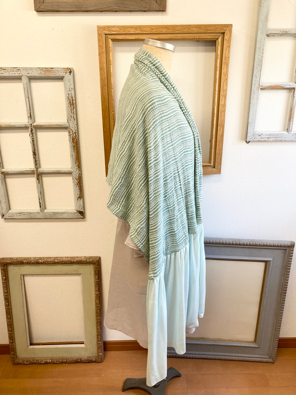 Sale price ★ Spring shoulder &amp; stole ❤️ 條紋圖案荷葉邊披肩（薄荷綠） 第8張的照片