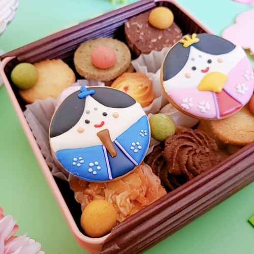 ひな祭りクッキー缶 【オプションでメッセージプレート追加可能