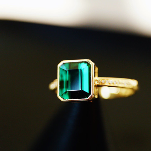 受注制作「癒しのパワー」K18 天然ブルートルマリン 天然