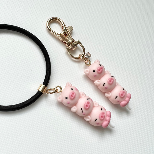 ぶーちゃんのキーホルダー、ヘアゴム、マグネット！ キーホルダー