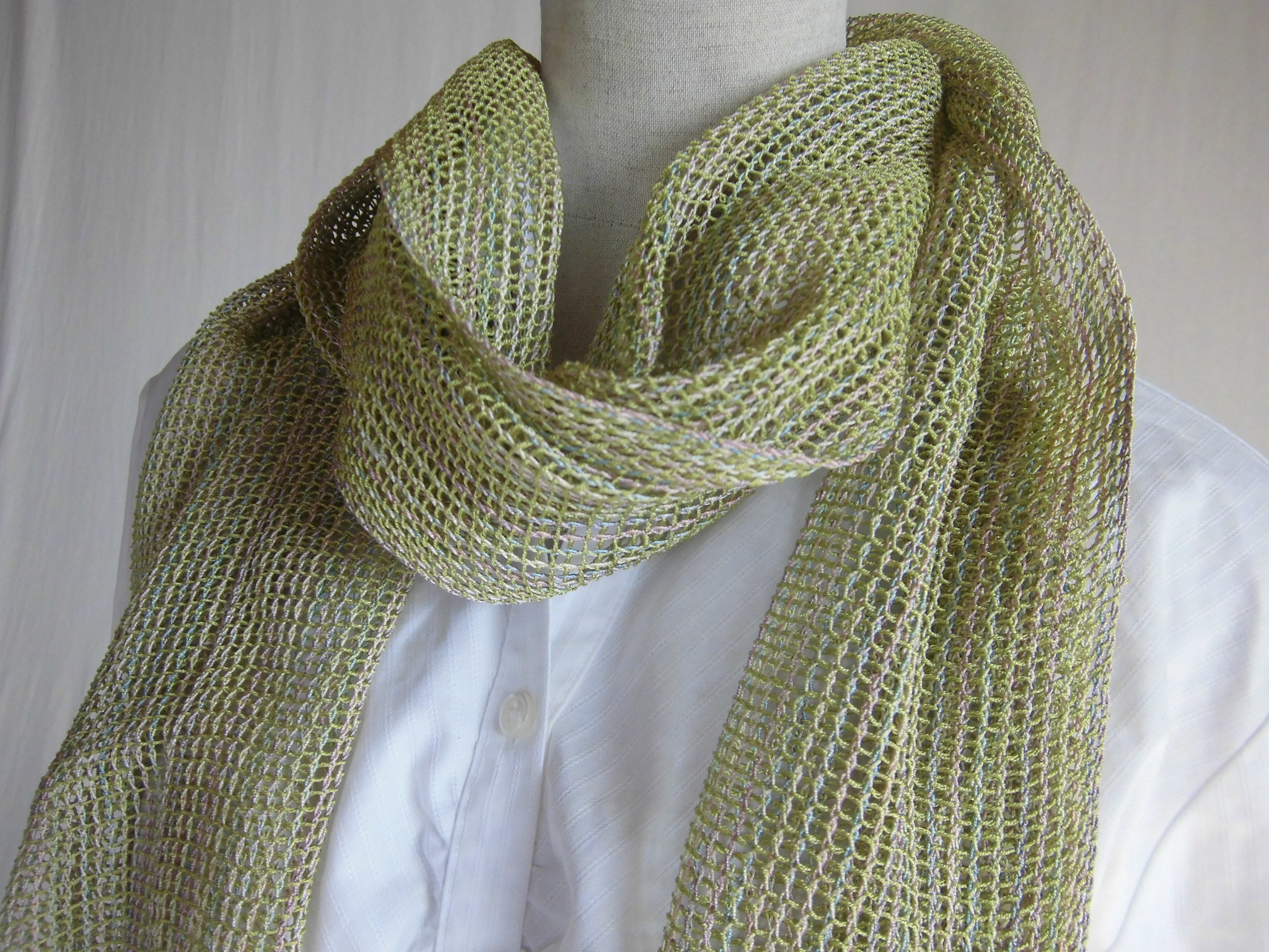 捩り織りシルクマフラー