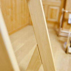 【24時間以内に発送】手作り木工　木製ギタースタンド （オーク） ２本掛け 8枚目の画像