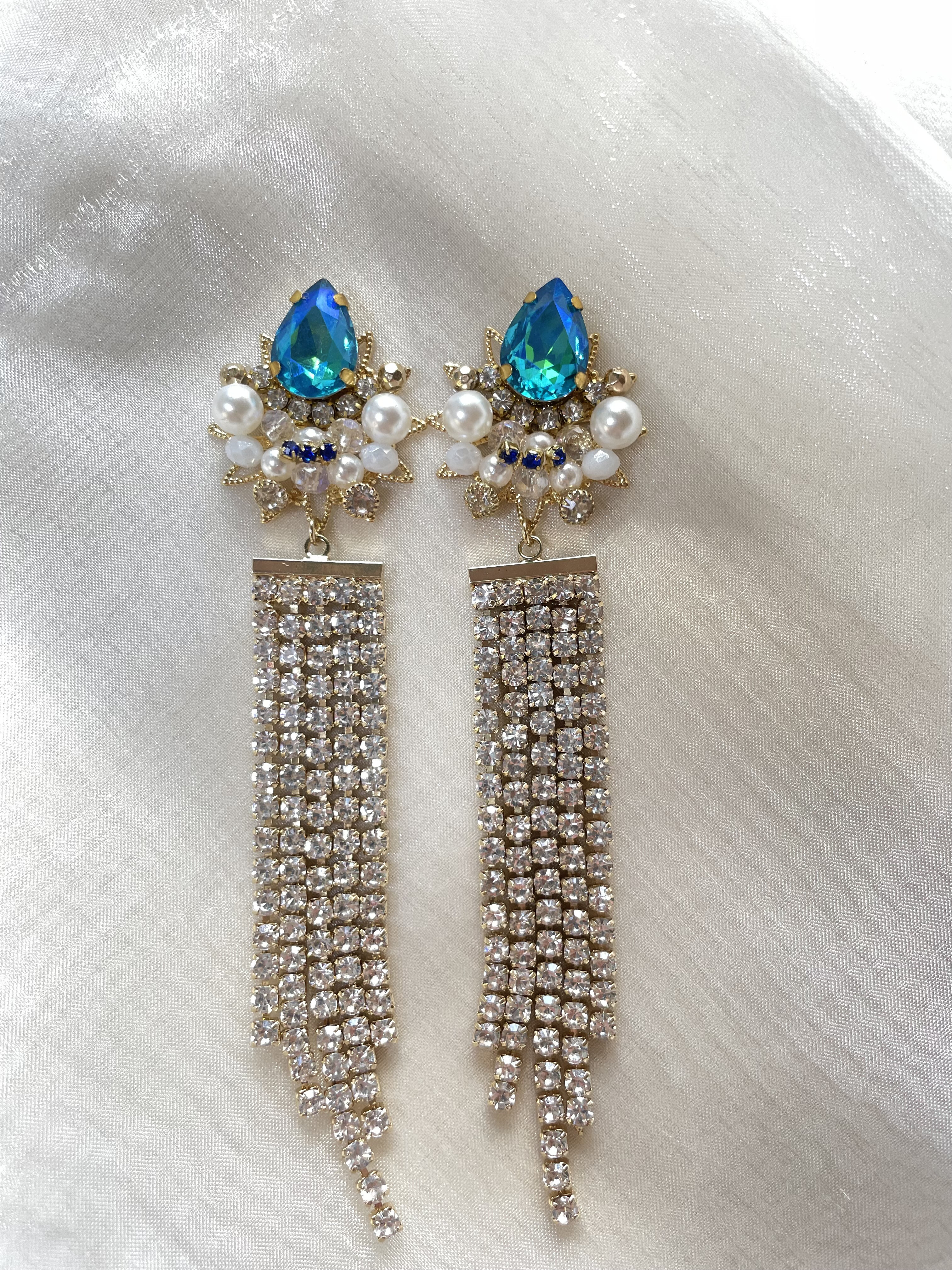 セレブリティーピアス 大きめピアス