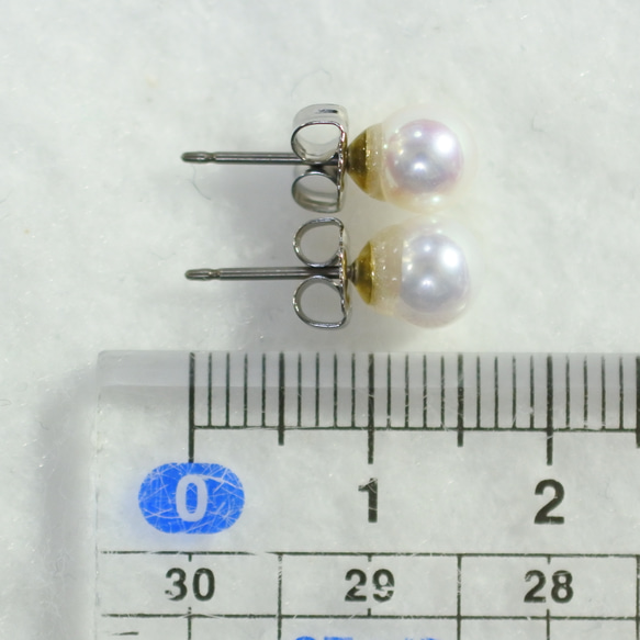 糧食耳環優質淡水珍珠（中6毫米·鈦後） 第5張的照片