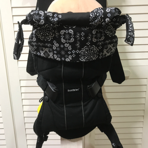 ベビービョルンONE KAI Air メッシュブラック BABYBJORN 