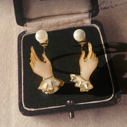 Harvest hands Pearl Earrings | cloisonné 3枚目の画像